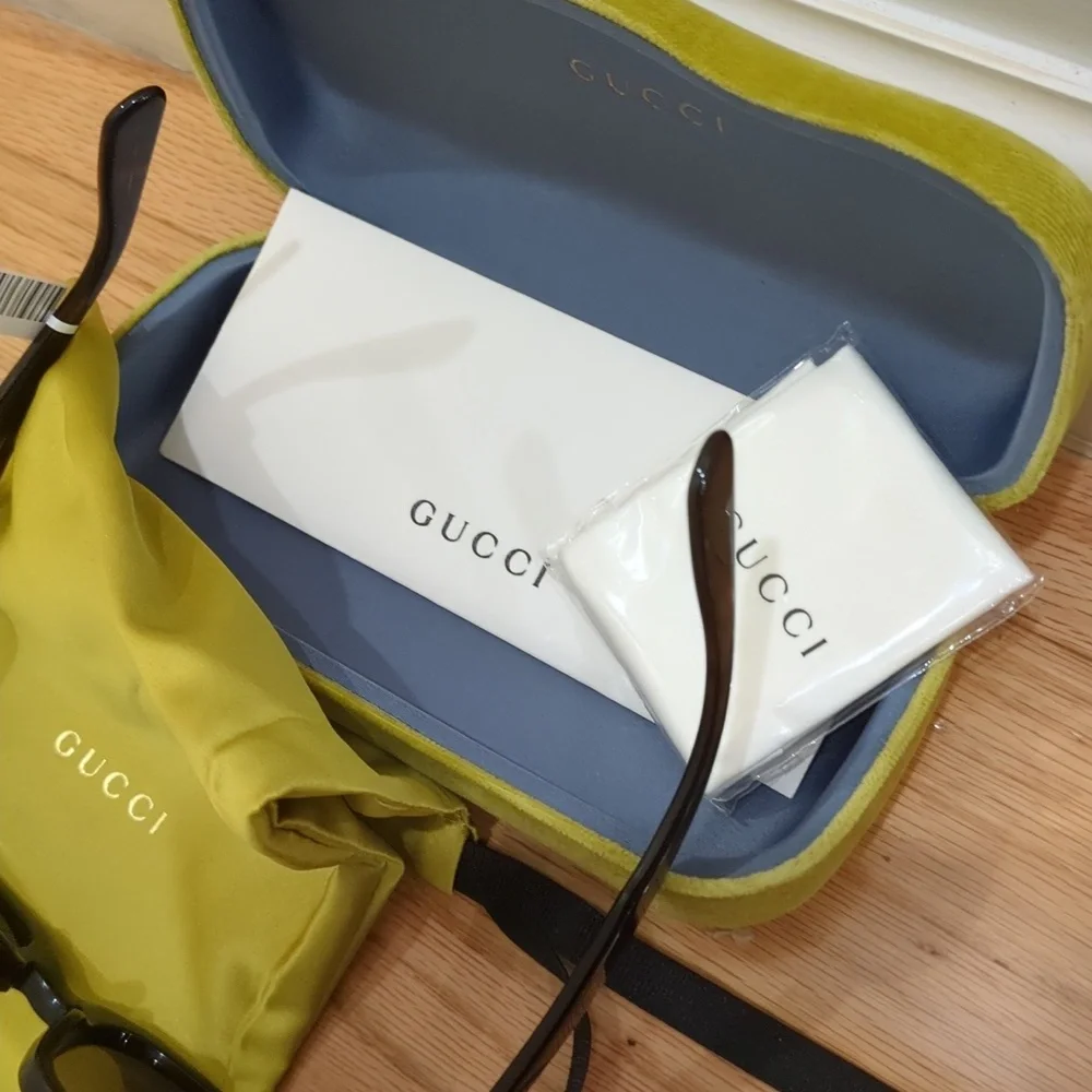 21. NWT GUCCI GG1166S RECTANGULAR FRAME SUNGLASSES IN HAVANA & BROWN